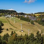 Welcome In - 26-b Am Waldrand Mit Großer Terrasse Winterberg