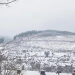 Welcome In - 26-b Am Waldrand Mit Großer Terrasse * Winterberg